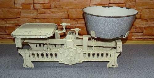 Alte balkenwaage bis - alte,